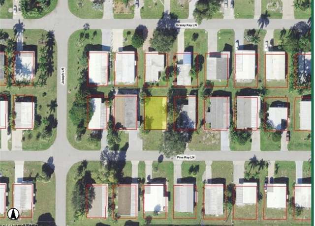 Property at 171 Pine Key Ln, Naples, FL 34114