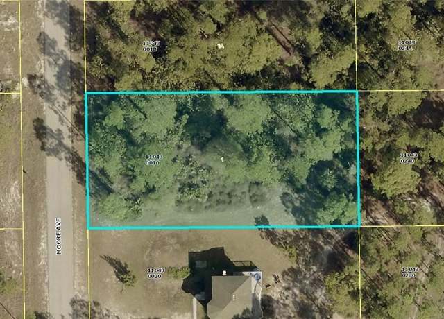 Property at 1122 Moore Ave, Lehigh Acres, FL 33972