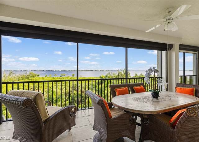 Property at 11600 Court Of Palms #204, Fort Myers, FL 33908, 3 beds, 2.5 baths