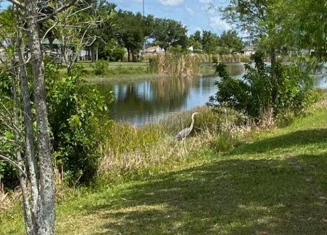 Property at 334 SW 26th Pl, Cape Coral, FL 33991