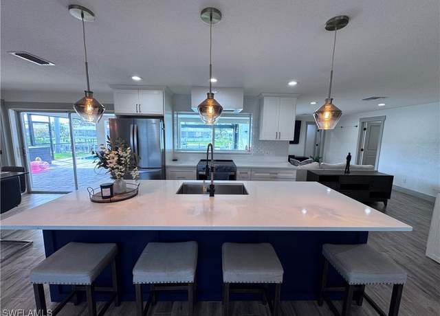 Property at 2232 SE 27th St, Cape Coral, FL 33904, 3 beds, 3 baths