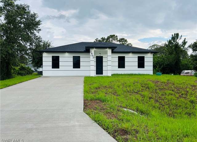 Property at 2815 4th St SW, Lehigh Acres, FL 33976, 4 beds, 3 baths