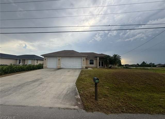 Property at 1802 Floyd Ave S, Lehigh Acres, FL 33976, 3 beds, 2 baths