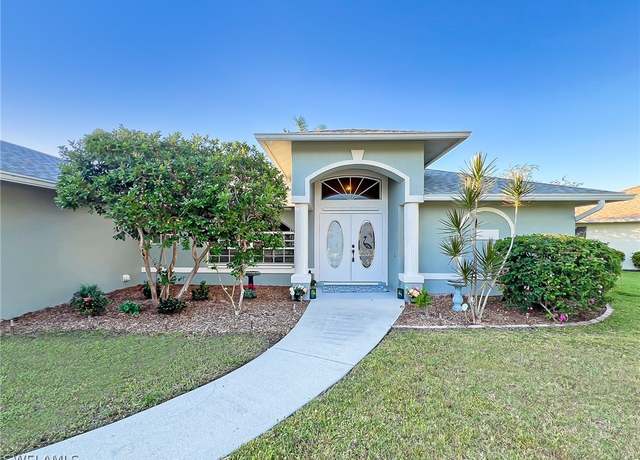 Property at 7631 Woodland Bend Cir, Fort Myers, FL 33912, 3 beds, 2 baths