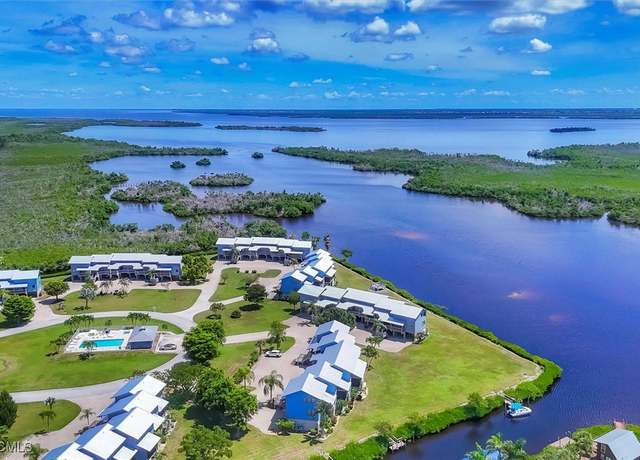 Property at 5391 Blue Crab Cir #5, Bokeelia, FL 33922, 2 beds, 2.5 baths