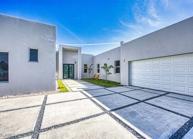 Property at 3995 Edgewood Ave, Fort Myers, FL 33916, 4 beds, 3.5 baths