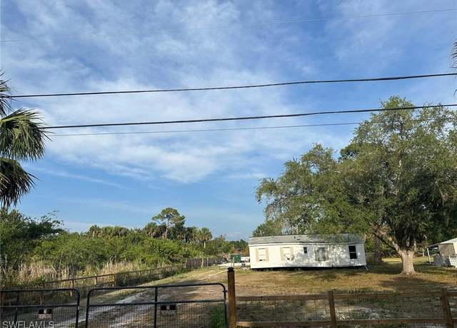 Property at 8109 Bartholomew Dr, North Fort Myers, FL 33917