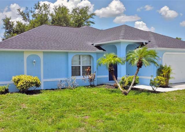 Property at 2202 SW 2nd Ter, Cape Coral, FL 33991, 3 beds, 2 baths