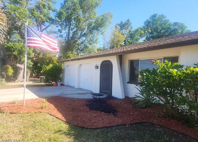 Property at 2014 SE 12th St, Cape Coral, FL 33990, 3 beds, 2 baths