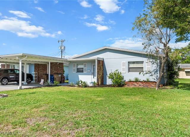 Property at 2205 Croton Ct, Lehigh Acres, FL 33936, 2 beds, 1 bath