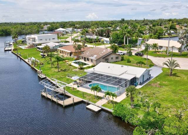 Property at 399 Grenier Dr, North Fort Myers, FL 33903, 2 beds, 2 baths