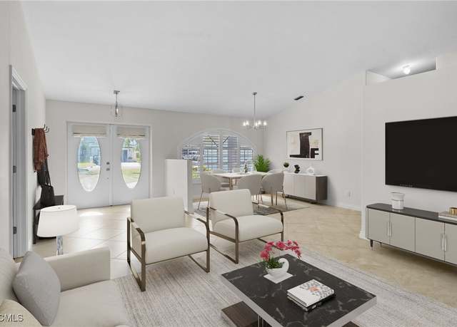 Property at 17511 Caloosa Trace Cir, Fort Myers, FL 33967, 3 beds, 2 baths