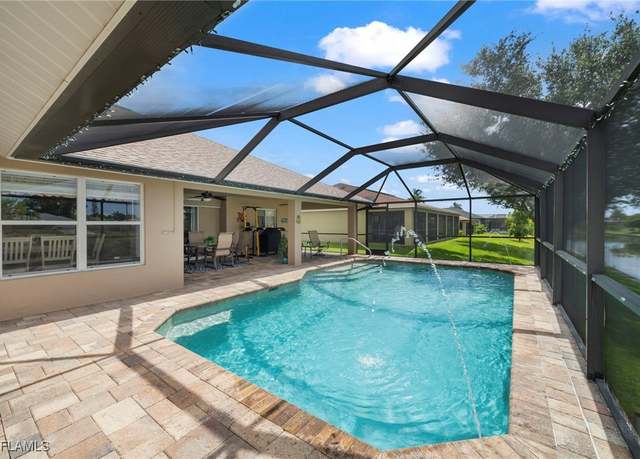 Property at 207 SE 16th St, Cape Coral, FL 33990, 3 beds, 2 baths
