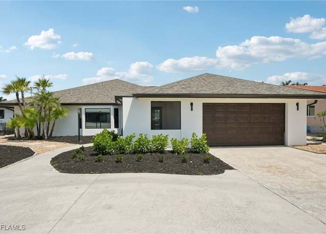 Property at 23 Fairview Blvd, Fort Myers Beach, FL 33931, 3 beds, 2 baths