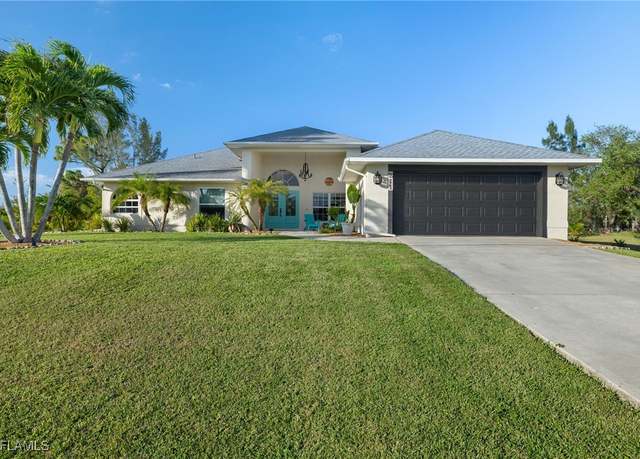 Property at 211 SW 21st Ln, Cape Coral, FL 33991, 3 beds, 2 baths
