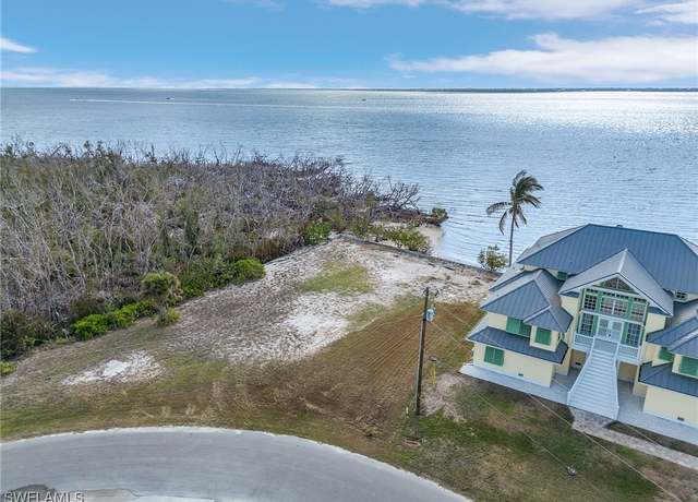 Property at 2288 Macadamia Ln, St. James City, FL 33956