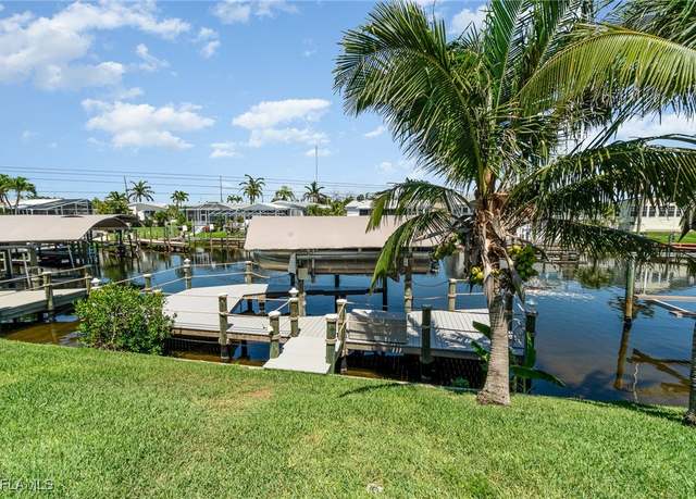 Property at 17521 Primrose Ct, Fort Myers Beach, FL 33931, 3 beds, 2 baths