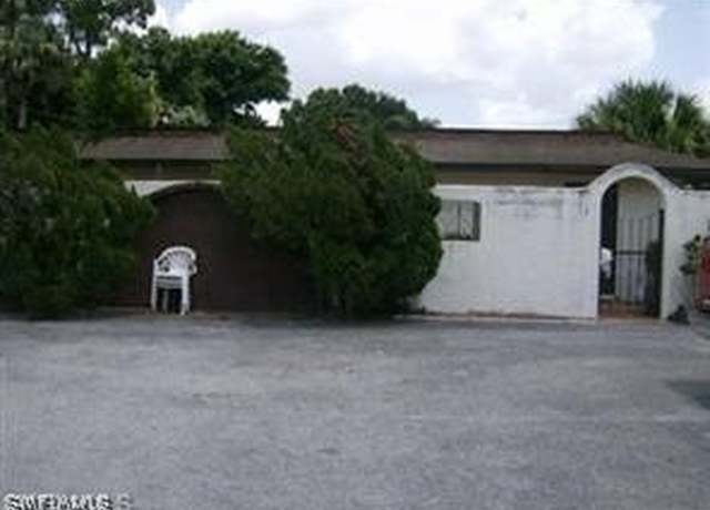 Property at 1992 Queen St, North Fort Myers, FL 33917, 8 beds, 8 baths