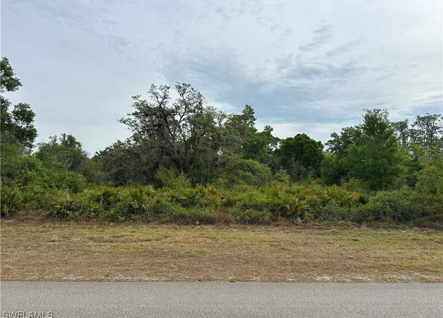 Property at 644 Greenbriar Blvd, Lehigh Acres, FL 33972