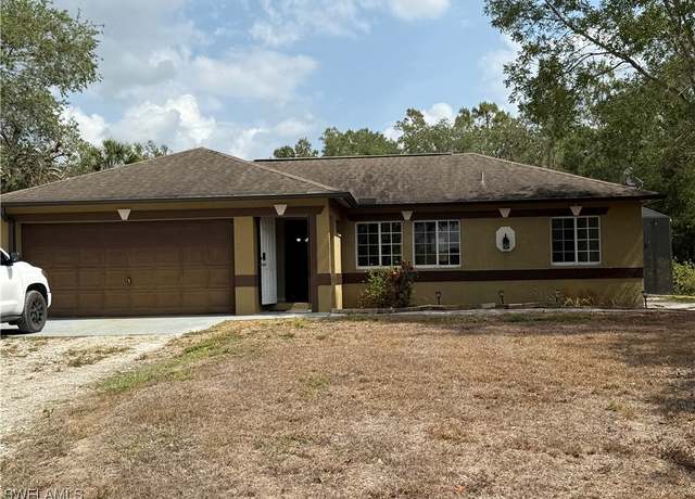 Property at 4335 18th Ave SE, Naples, FL 34117, 5 beds, 3 baths