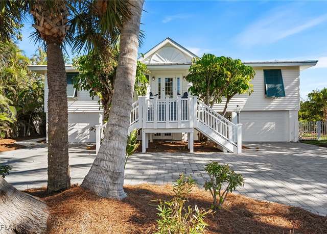 Property at 1062 S Yachtsman Dr, Sanibel, FL 33957, 3 beds, 3 baths