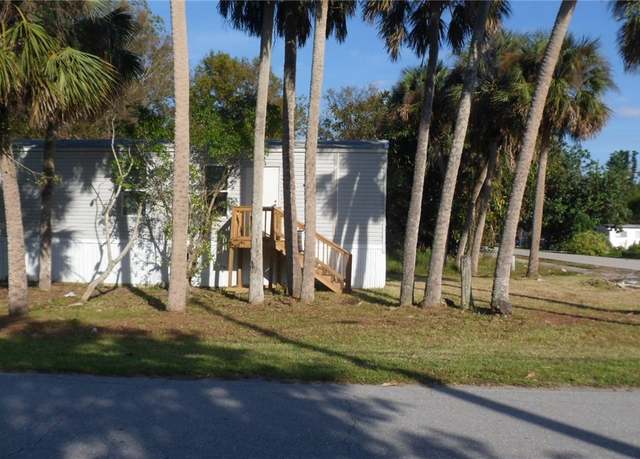 Property at 370 San Bernardino St, North Fort Myers, FL 33903, 2 beds, 1 bath
