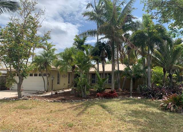 Property at 3816 SE 7th Ave, Cape Coral, FL 33904, 3 beds, 2 baths