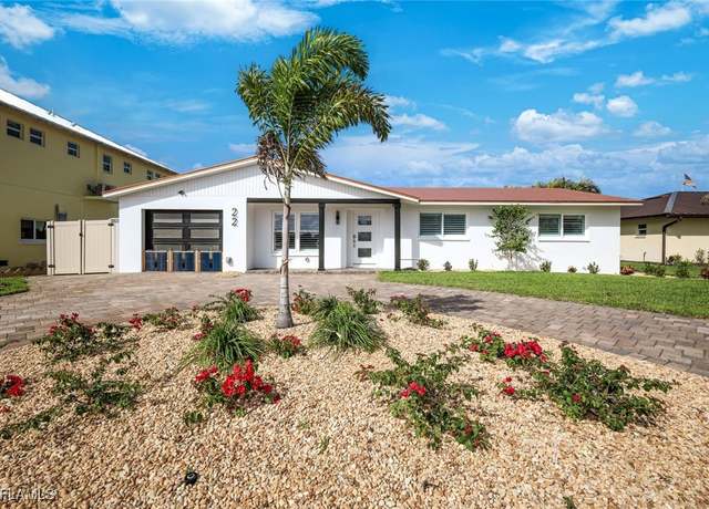 Property at 22 Palmview Blvd, Fort Myers Beach, FL 33931, 4 beds, 3 baths