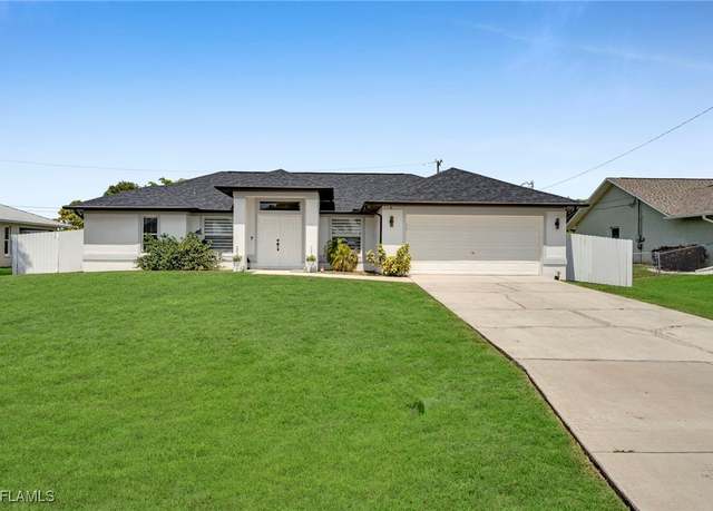 Property at 637 SW 9th Ave, Cape Coral, FL 33991, 3 beds, 2 baths