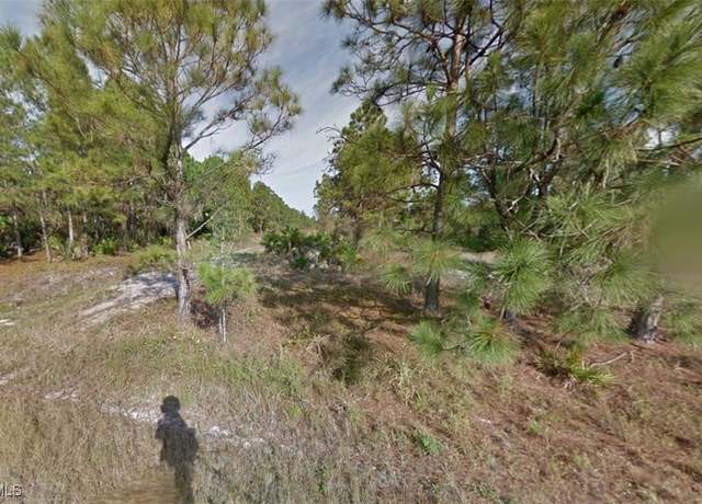 Property at 1049 Ainsworth St E, Lehigh Acres, FL 33974