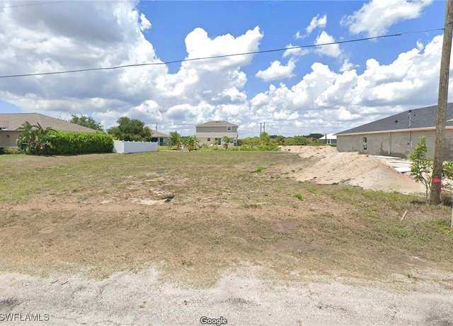 Property at 1009 NE 15th St, Cape Coral, FL 33909