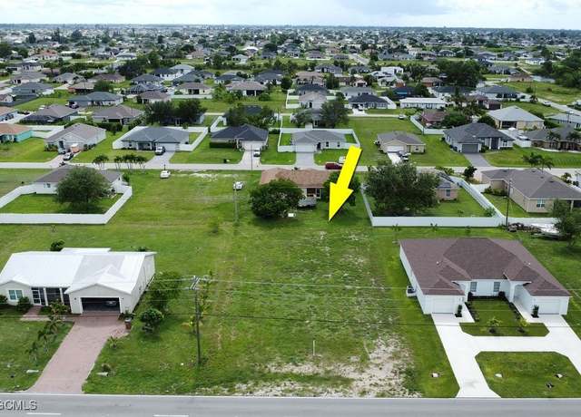 Property at 1038 Andalusia Blvd, Cape Coral, FL 33909