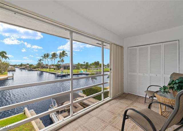 Property at 4938 Vincennes St #4, Cape Coral, FL 33904, 2 beds, 2.5 baths