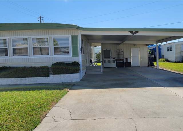 Property at 123 Sun Cir, Fort Myers, FL 33905, 2 beds, 2 baths