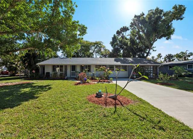 Property at 2959 Cortez Blvd, Fort Myers, FL 33901, 3 beds, 2 baths