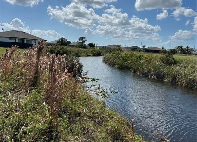 Property at 1400 NE 19th Pl, Cape Coral, FL 33909
