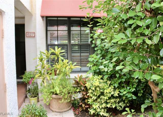Property at 627 Serendipity Dr, Naples, FL 34108, 2 beds, 2 baths