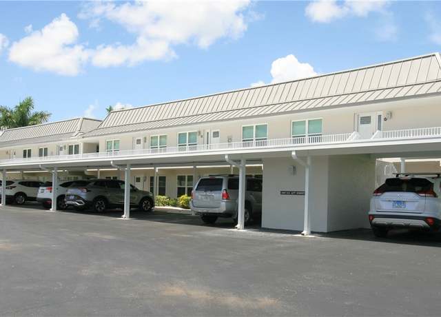 Property at 1807 SE 41st St Unit 1F, Cape Coral, FL 33904, 2 beds, 2 baths