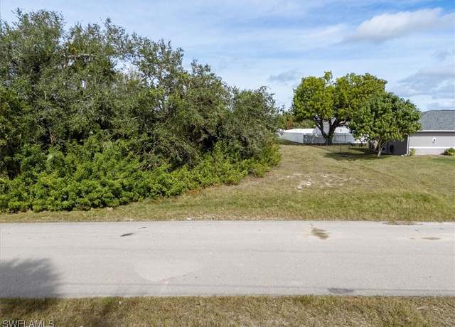 Property at 1431 NE 33rd St, Cape Coral, FL 33909