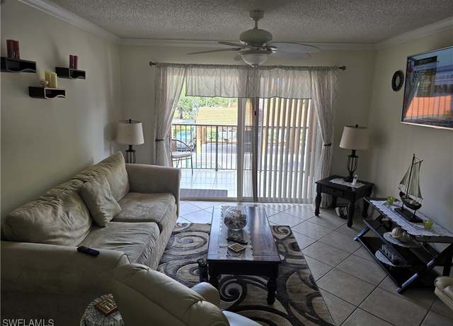 Property at 1210 Wildwood Lakes Blvd #203, Naples, FL 34104, 3 beds, 2 baths