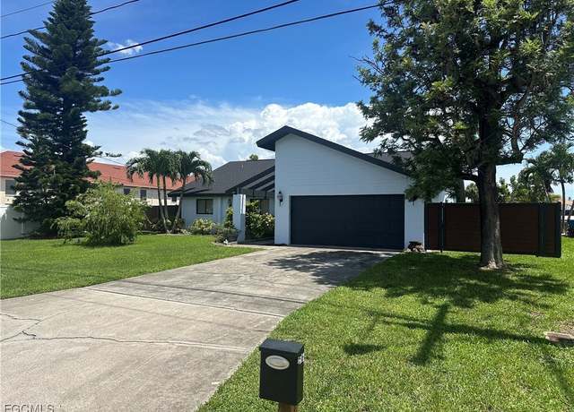 Property at 1516 SE 20th St, Cape Coral, FL 33990, 3 beds, 2 baths