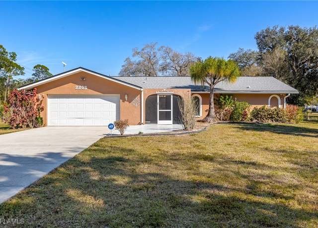 Property at 22031 Edwards Dr, Alva, FL 33920, 3 beds, 2 baths