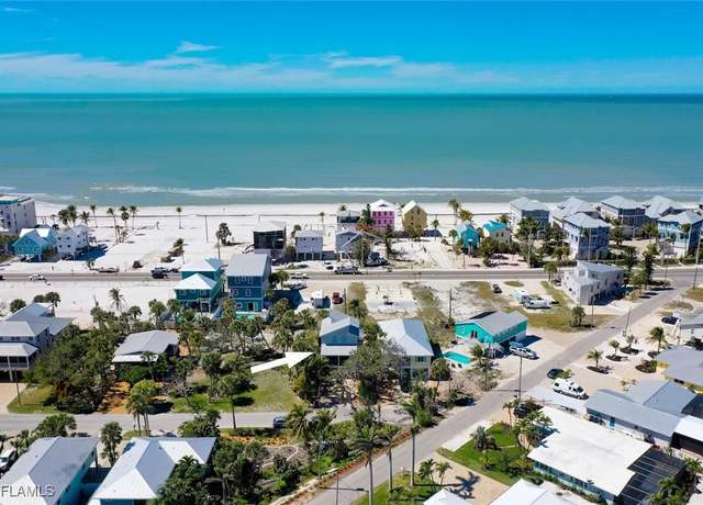 Property at 5356 Palmetto St, Fort Myers Beach, FL 33931, 3 beds, 2 baths