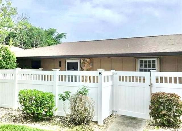 Property at 4301 Island Cir #2, Fort Myers, FL 33919, 2 beds, 2 baths