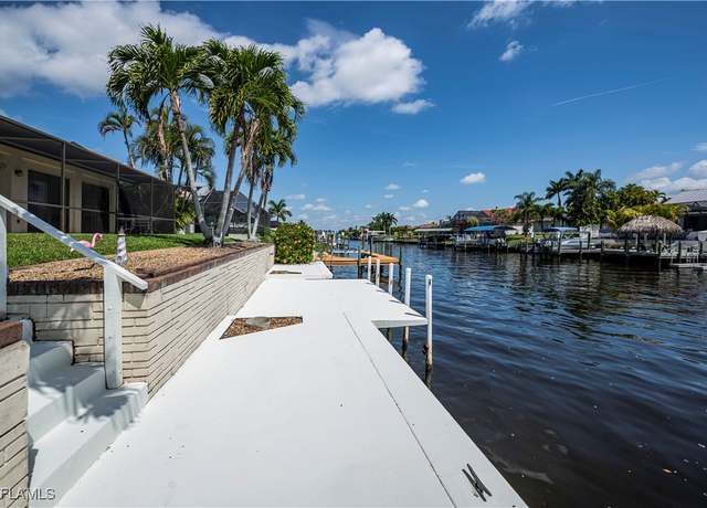 Property at 1903 SE 10th Ave, Cape Coral, FL 33990, 3 beds, 2 baths