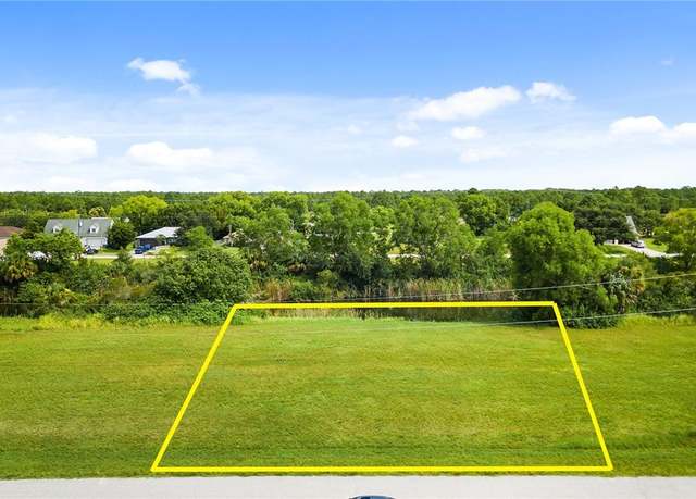 Property at 2105 NE 27th St, Cape Coral, FL 33909
