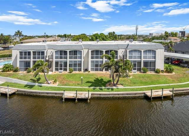Property at 304 Tudor Dr #4, Cape Coral, FL 33904, 3 beds, 2 baths