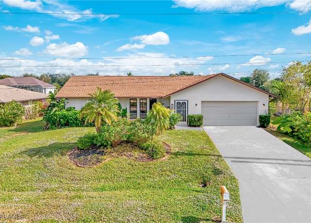 Property at 33 SE 12th Ct, Cape Coral, FL 33990, 3 beds, 2 baths