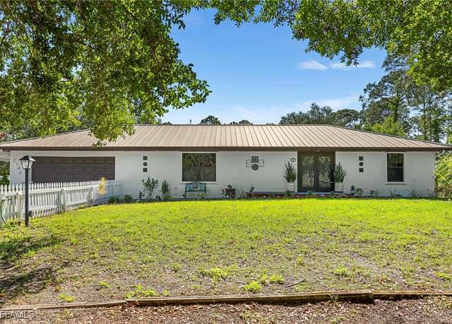 Property at 2104 Wellington Ave, Alva, FL 33920, 3 beds, 2 baths