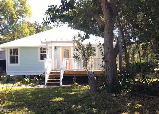 Property at 4404 Lake Heather Cir, St James City, FL 33956, 2 beds, 2 baths